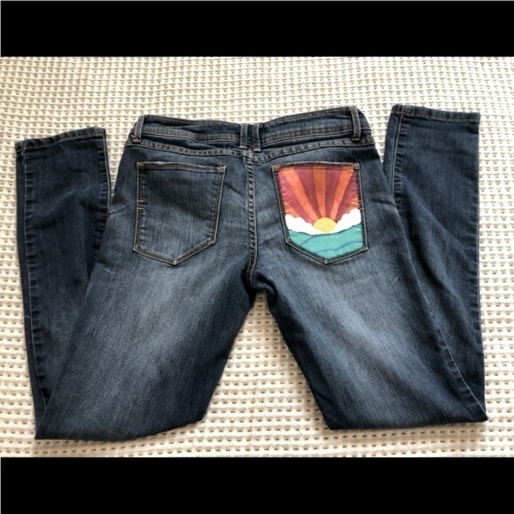 Bebe straight leg jeans size 4